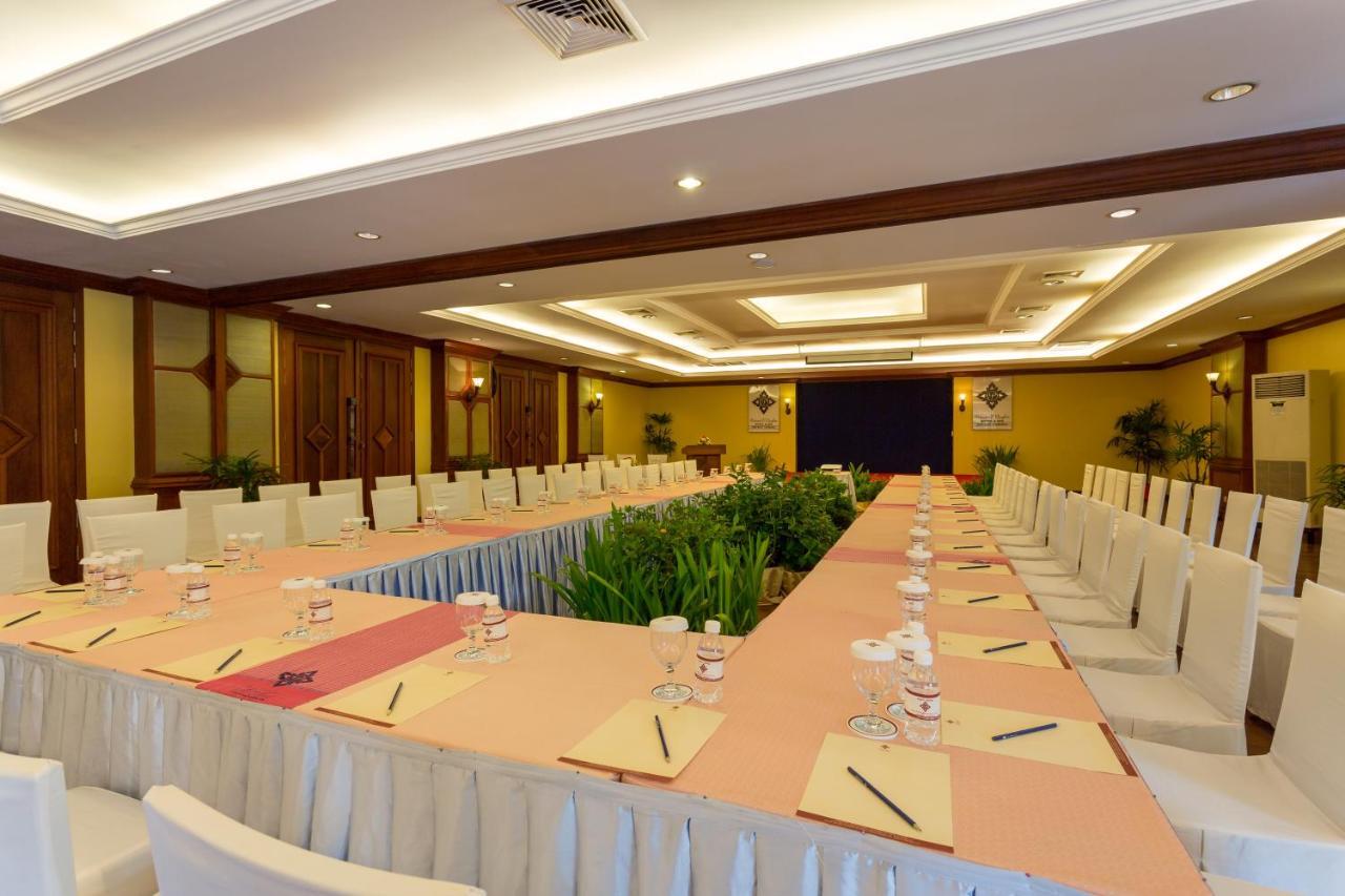 Prince Angkor Hotel & Spa Ciudad de Siem Riep Exterior foto